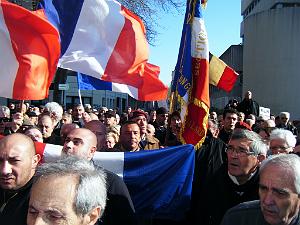 2012 03 10 NIMES MANIF CONTRE COLLOQUE DU FLN (133) PAR CP